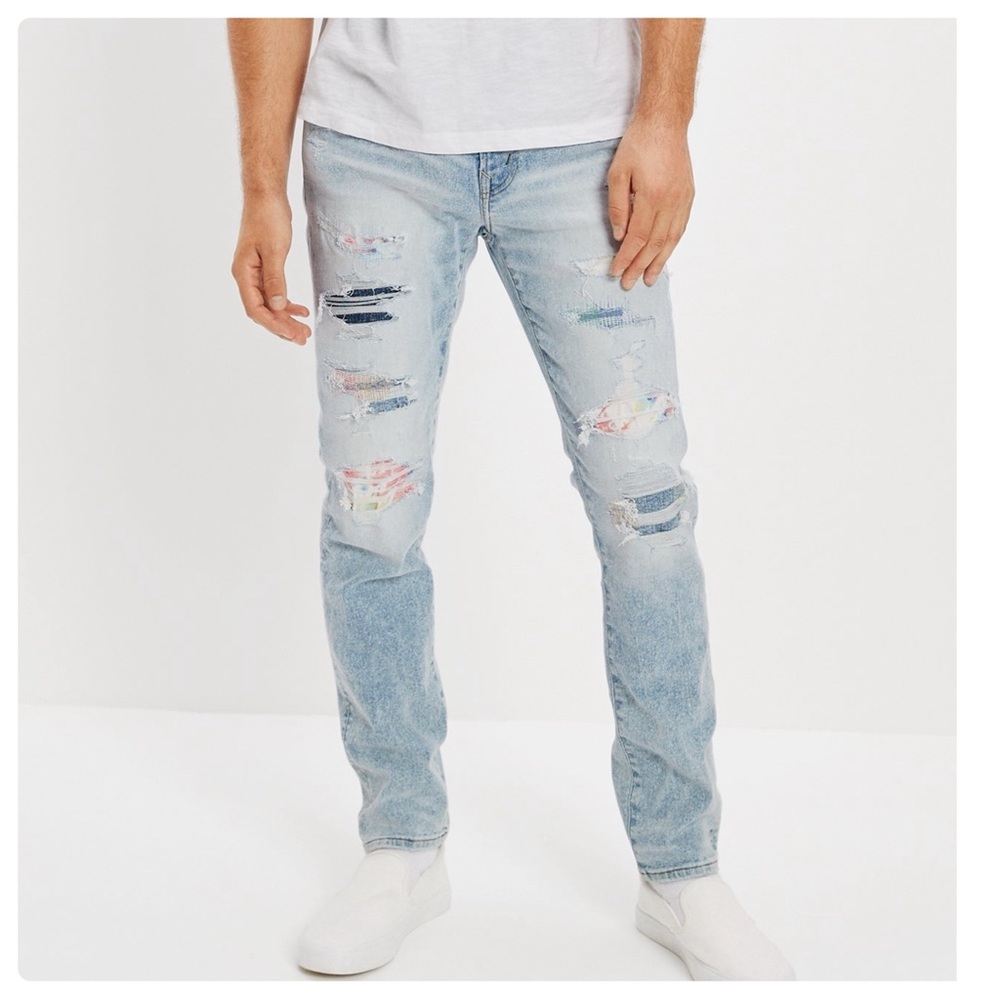 NWOT American Eagle Airflex+ Patched Athletic Skinny Jeans Light Blue Mens 29x32 - Picture 1 of 12